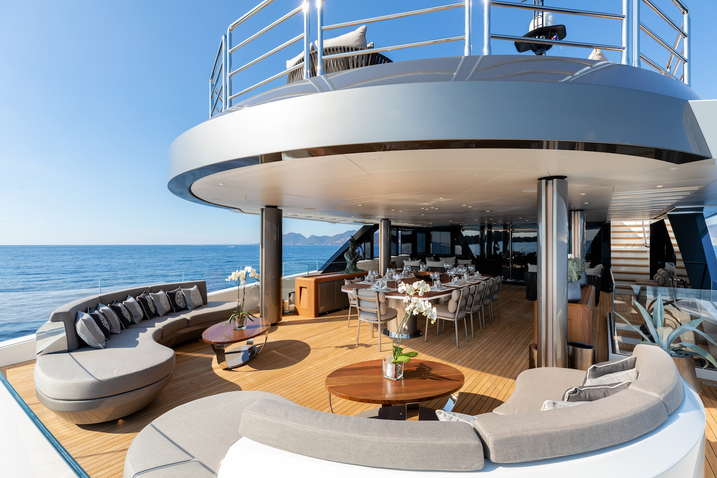Deck Aft Image Gallery Luxury Yacht Browser by CHARTERWORLD